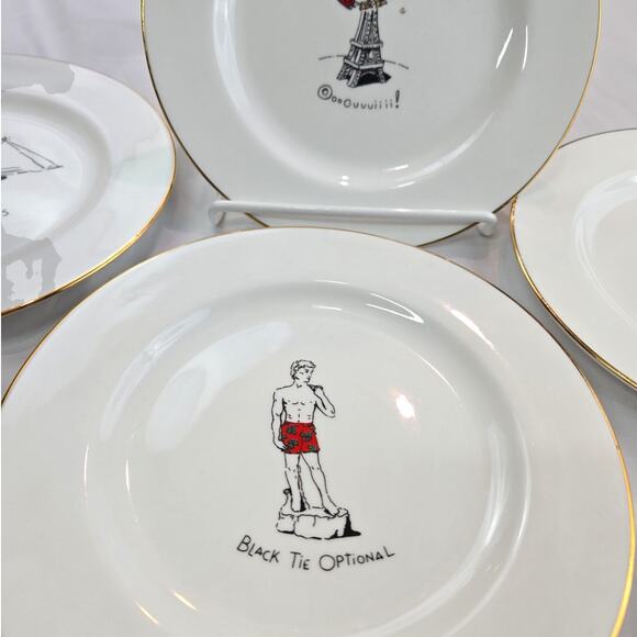 Merry Masterpieces | Four, Clever, First Edition, Holiday Plates | Size 8 inches - Picture 6 of 9